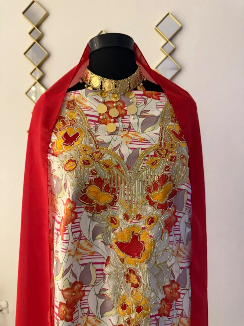 مخور ايماراتي صورة 4