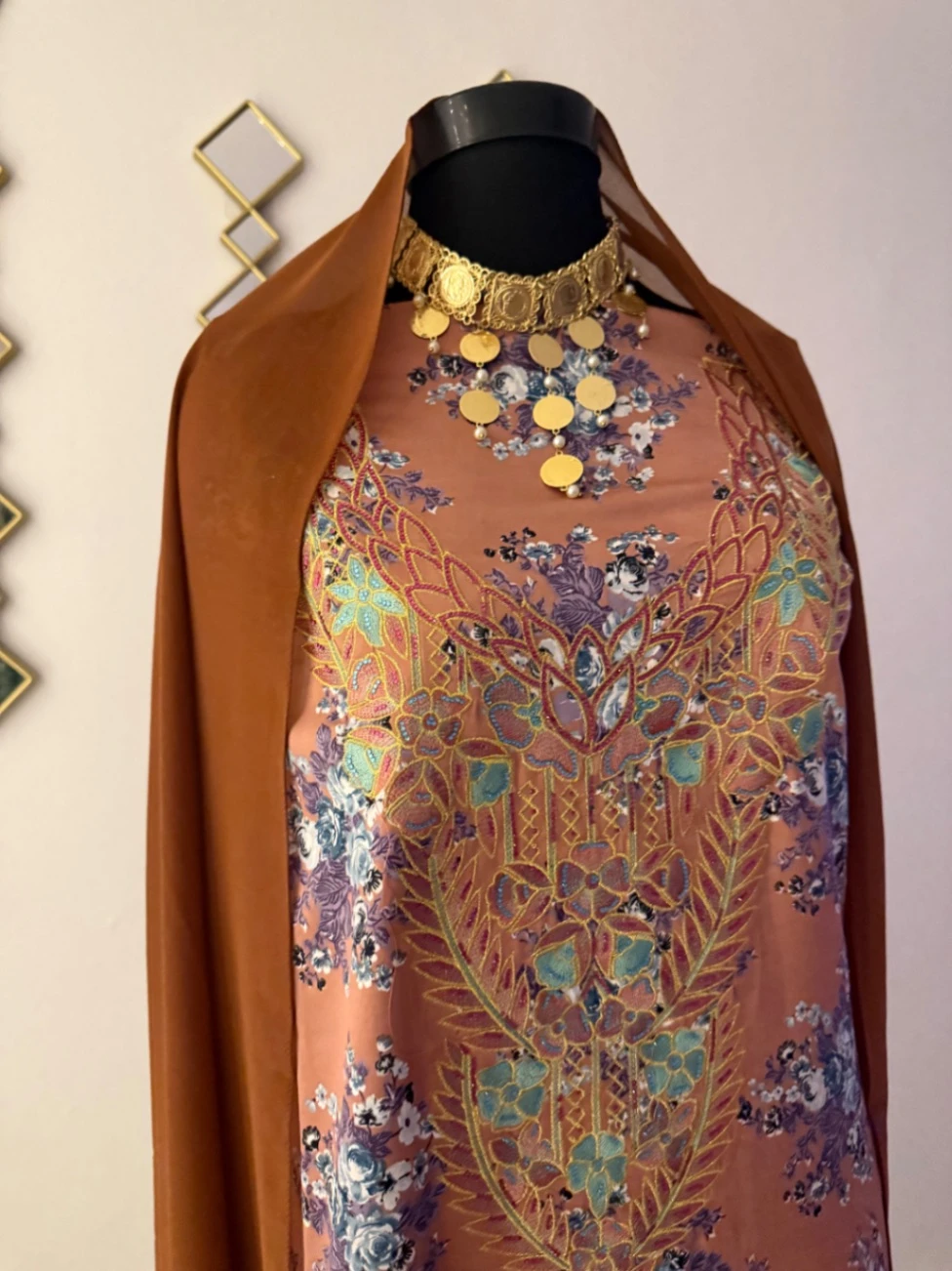 مخور ايماراتي